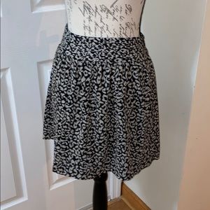 LOFT Pleated mini skirt, Sz 0